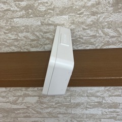 Formia電波 目覚まし時計 温度計 湿度計 温湿度計 日付 曜日 デジタルホワイト の画像