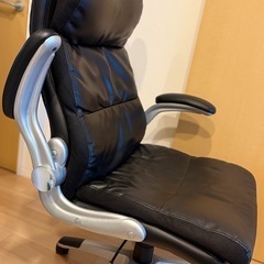オフィスチェアの画像