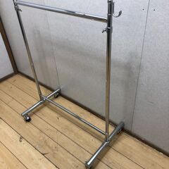 ハンガーラック キャスター付 スチール製 シルバー 衣類収納 シンプル 頑丈 店舗用 業務用 家庭用　【糸島市内 送料無料】250824-1の画像