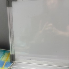 中古　ホワイトボード　30cm✖️45cm マジック2本付きの画像