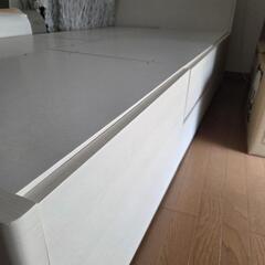 引き出し付きシングルベットの画像