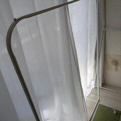 IKEAのハンガーラックの画像