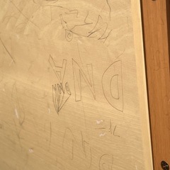 学習机、椅子の画像