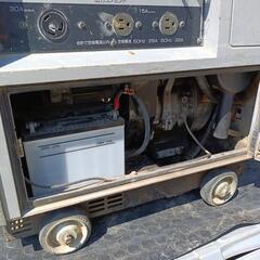 大型ガソリン発電機　要メンテの画像