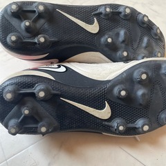 NIKE サッカースパイク　21.5センチの画像