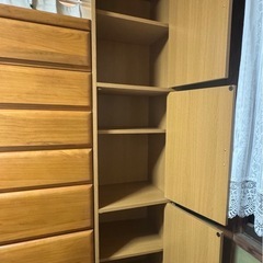 収納棚の画像
