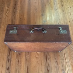 【アンティーク】レザートランク / ヴィンテージスーツケースの画像