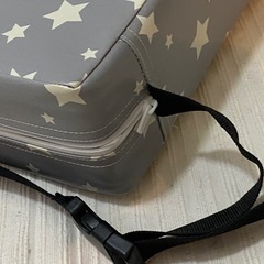 ほぼ新品　西松屋　高さ調整クッション（ライトグレースター）の画像