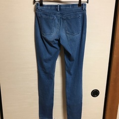 ウェスト実寸70 ユニクロ　ストレッチ　ブルーの画像