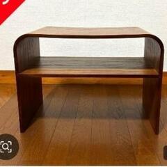 サイドテーブルの画像