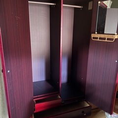 洋服だんすの画像