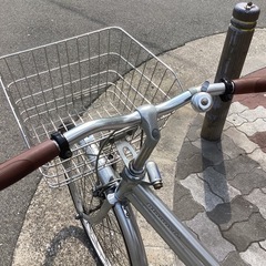 ♪ジモティー特価♪26型シティサイクル　中古自転車　シルバーの画像