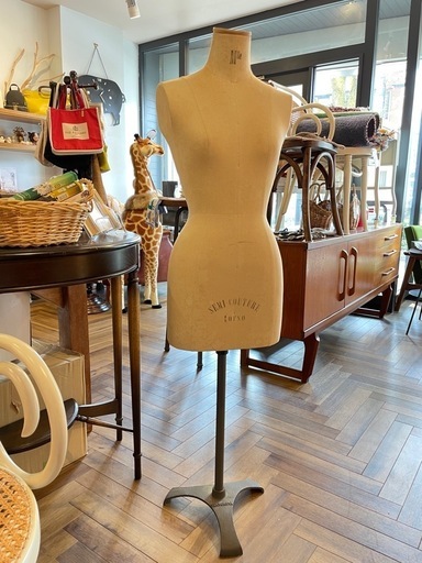 B7076【東京キイヤ】セミクチュール トルソー