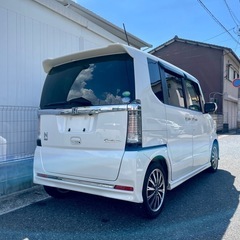 ピカピカなN-BOXカスタム‼️後期ターボ‼️車検2年付き‼️の画像