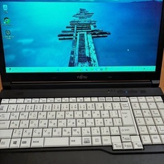 富士通 LIFEBOOK A series ノートパソコン の画像