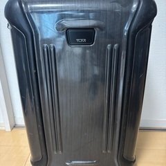 TUMI スーツケースの画像