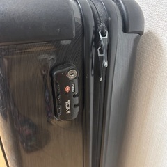TUMI スーツケースの画像