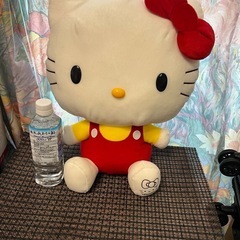 大きめキティぬいぐるみの画像