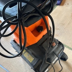 8月31日日曜日に取りに来てくれる方限定で格安です 　YARD FORCE（ヤードフォース）製の枝シュレッダーの画像