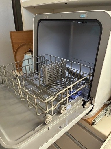 アイリスオーヤマ　食器洗い乾燥機