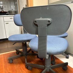 オフィスチェアの画像