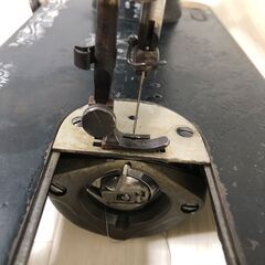  SINGER シンガー 足踏みミシン Y1328377 アンティーク レトロ ヴィンテージ 動作確認済 家具 インテリア　1923年頃製造　【糸島市内 送料無料】250824-3の画像