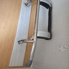 ランドクルーザープラド　バンパーガードの画像