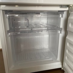 ユーイング2ドア冷凍冷蔵庫110Lの画像