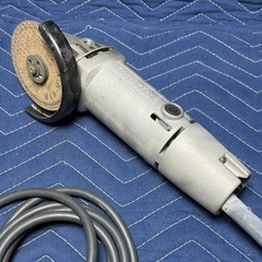 マキタ ディスクグラインダ ブレーキ付き　モデル9500A 100mmの画像