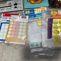 ラッピング用品、シールなどの画像