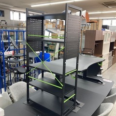 ニトリ　ゲーミングローデスク&シェルフラック2点セットの画像