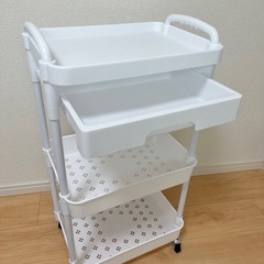 キャスター付き収納ワゴンの画像