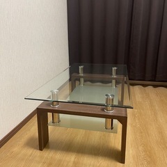 ガラステーブル、テーブル、の画像