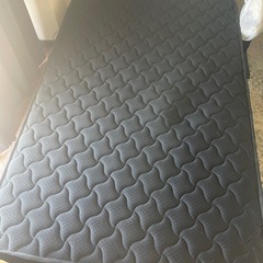 マットレス　セミダブル　ブラック　0円の画像