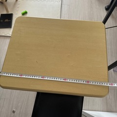 テーブル&椅子の画像