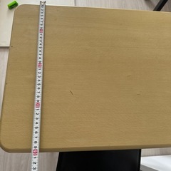 テーブル&椅子の画像