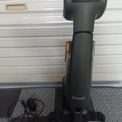 Shark　充電式サイクロンハンディクリーナー　ミニ掃除機の画像