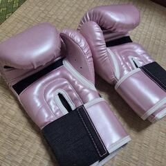 ボクシング　グローブ　８オンス　レディースの画像