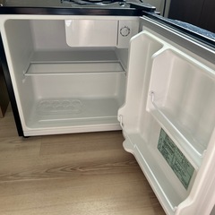 一人暮らし用冷蔵庫 冷凍庫機能付きの画像