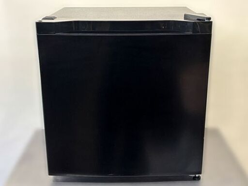 【自社配送は札幌市内限定】アイリスオーヤマ ノンフロン冷凍庫 PF-A31FD-B 定格内容積：31L 2024年製 ブラック 動作OK 中古【USED】
