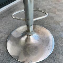 カウンターチェアの画像