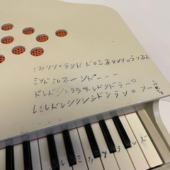KAWAI カワイ　ミニピアノの画像
