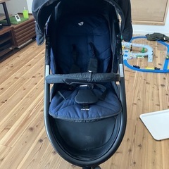 Joie(ジョイー) 三輪ベビーカーの画像