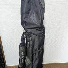 ゴルフバッグ  ミニキャリーバッグ(クラブ、ロストボール付)の画像
