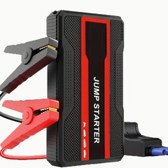 バッテリー内蔵カージャンプスターター　ポータブル緊急ブースター　車の始動装置の画像