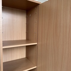 【お話中】扉付きミニ本棚の画像