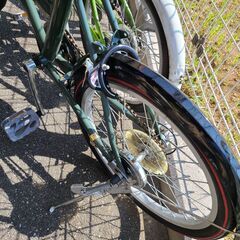 J1358【リユースのサカイ柏店】 折りたたみ自転車　switch　モスグリーン　20インチ　6段変速　ダイナモライト　クリーニング、簡易メンテナンス済み　★店頭にて試乗可★  中古自転車 　流山市 中古自転車 松戸市 中古自転車 我孫子市 中古自転車 船橋市 中古自転車 守谷市 中古自転車 取手市 中古自転車の画像