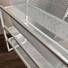 IKEA　定価4500円　JONAXEL ヨナクセル　4段収納ラック　ホワイト　白　メッシュ の画像