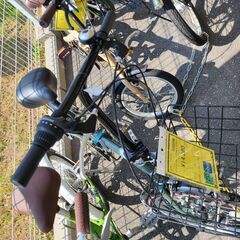 J1358【リユースのサカイ柏店】 折りたたみ自転車　switch　モスグリーン　20インチ　6段変速　ダイナモライト　クリーニング、簡易メンテナンス済み　★店頭にて試乗可★  中古自転車 　流山市 中古自転車 松戸市 中古自転車 我孫子市 中古自転車 船橋市 中古自転車 守谷市 中古自転車 取手市 中古自転車の画像