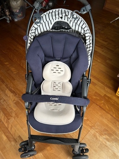 コンビ　ベビーカー